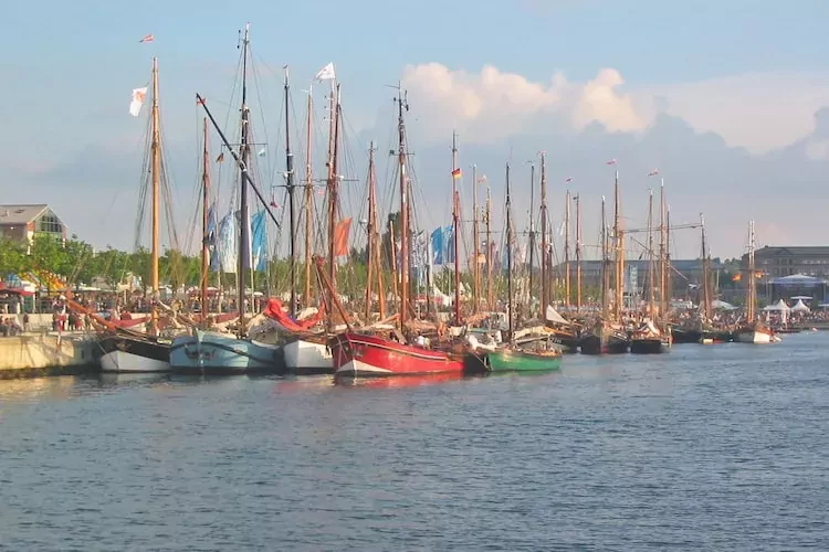 Floating 44 - Boot 2 / 2 Personen-Areas summer 1km