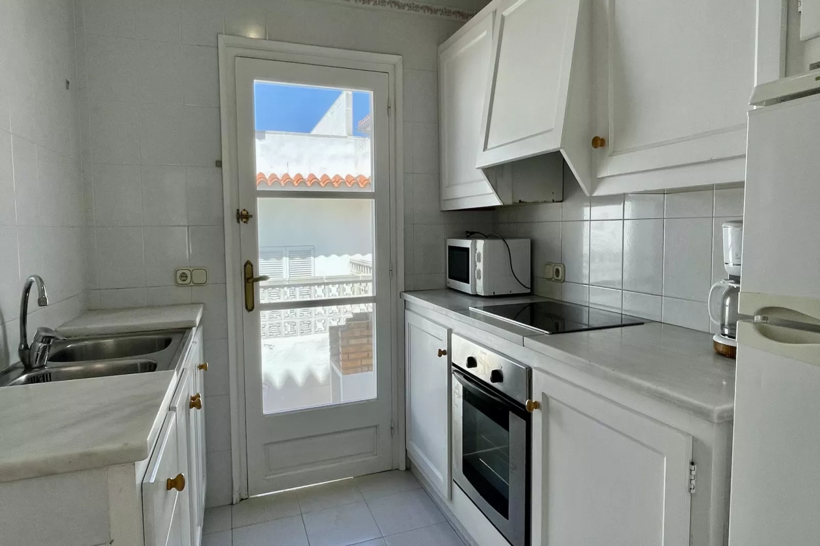 LA VINYA 16-Kitchen