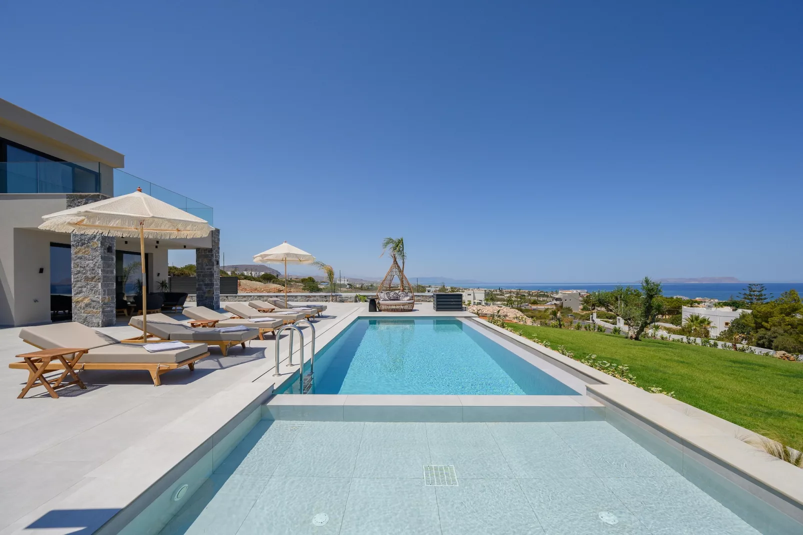 Nysa Luxury villa 2-Pool