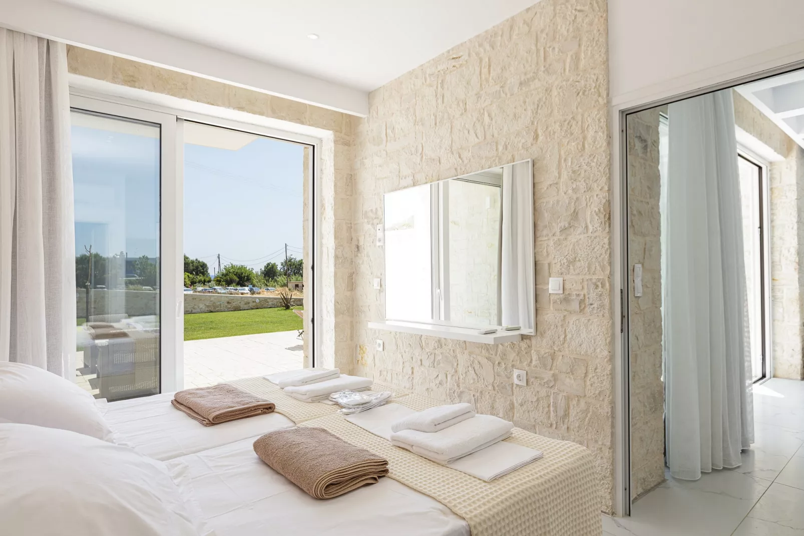 Mythos 2-Bedroom