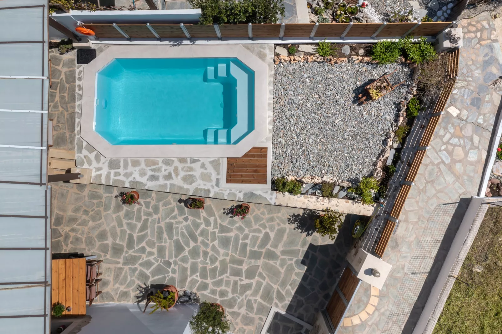 Cosmakis-Piscine