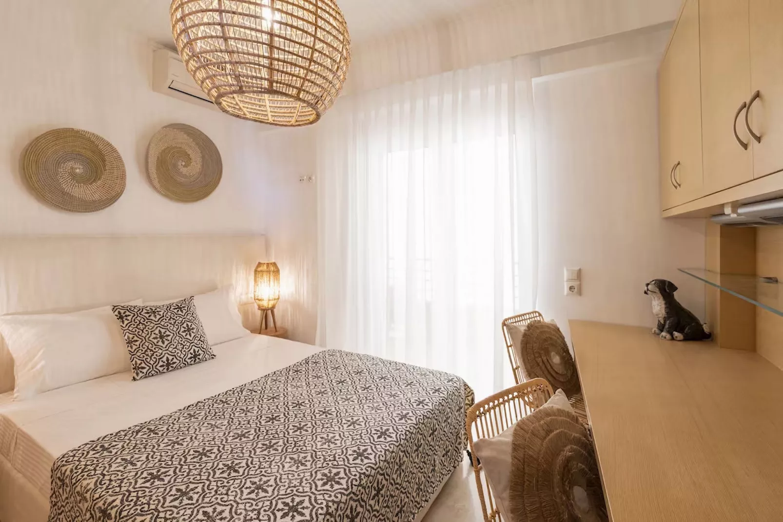 Helen Luxury Holiday House With Sea View-Bedroom