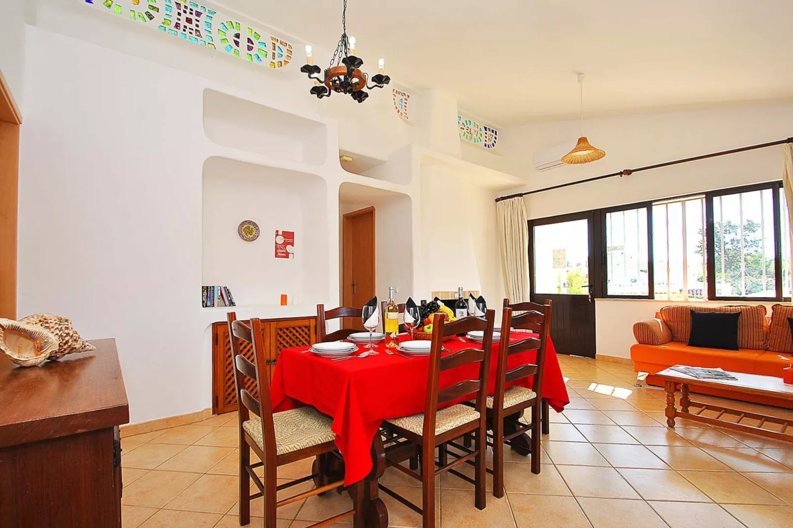 Villa Isis-Salle à manger