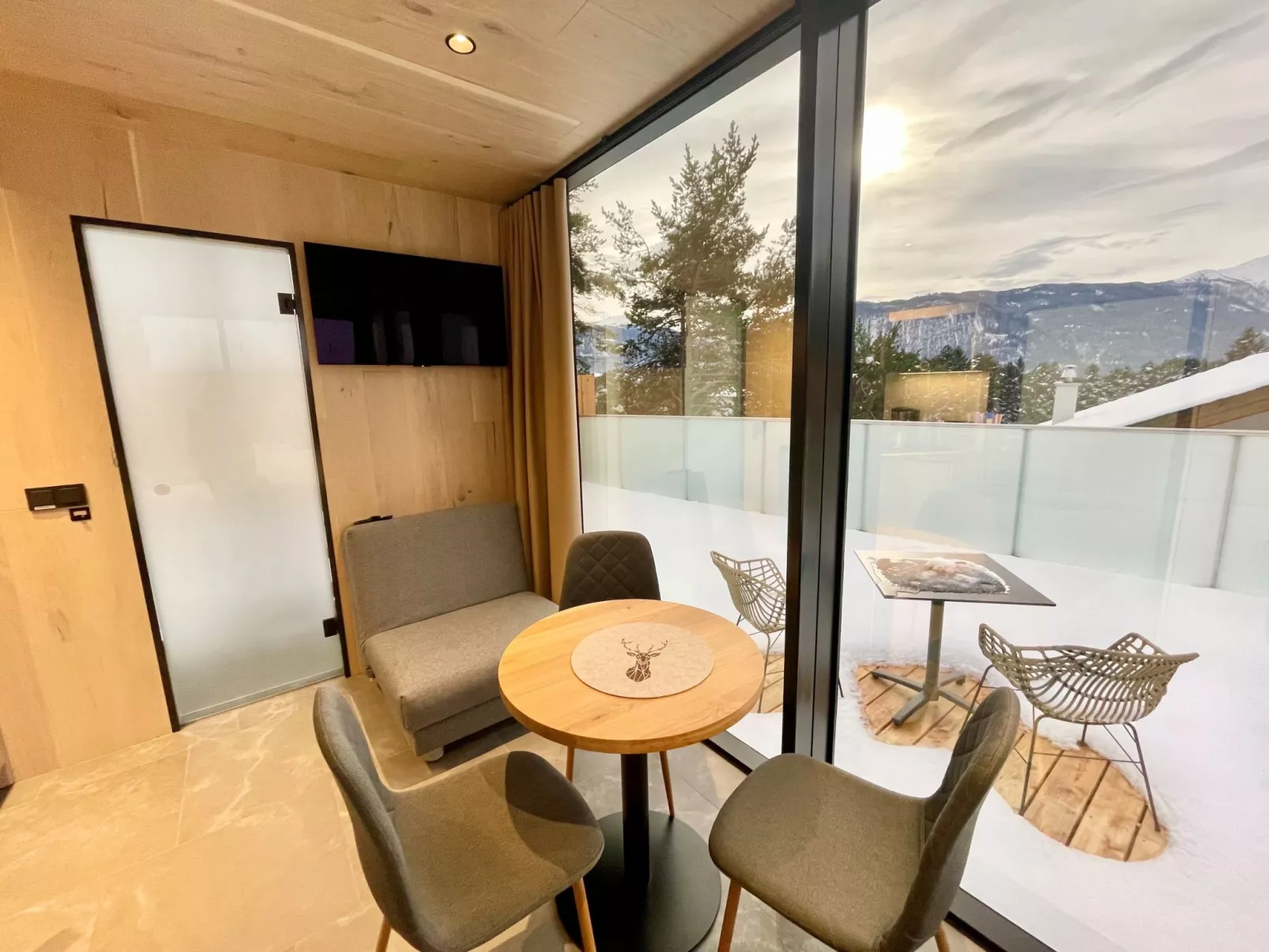 Panorama Lodge-Inside