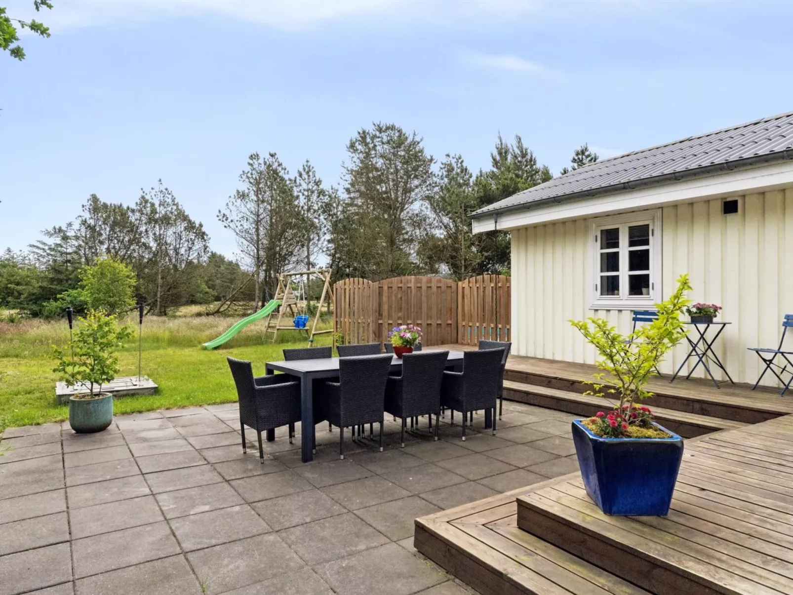 "Toska" - 3km from the sea-Outside