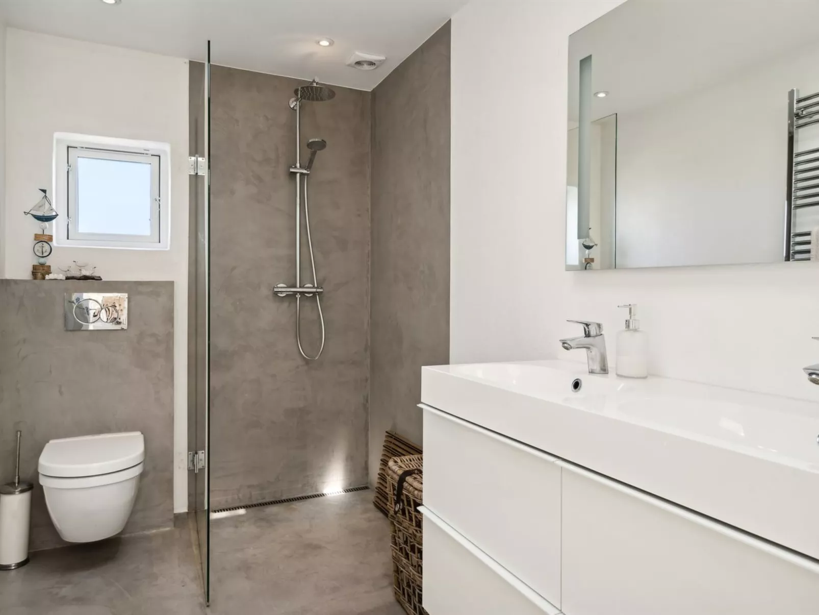 "Devis" - 75m from the sea-Drinnen