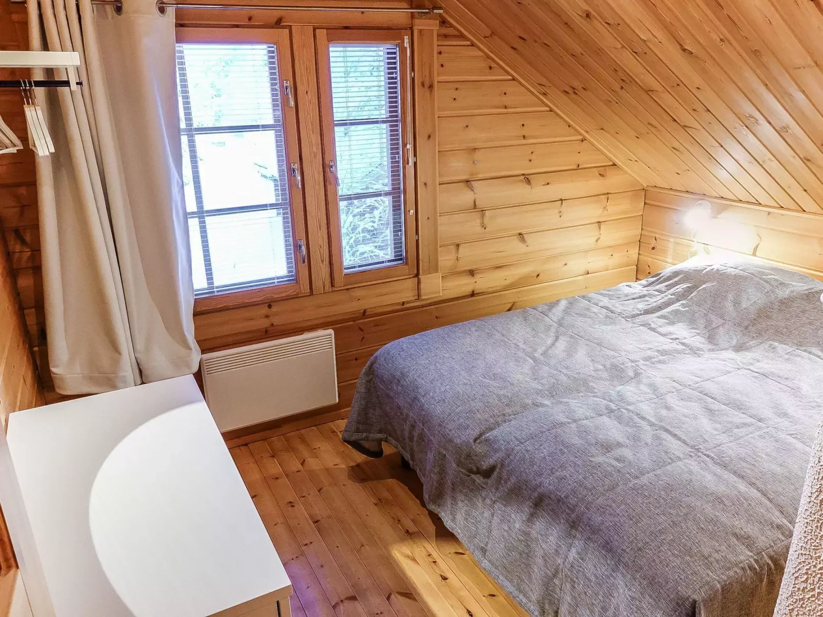 Lomapykälä 1 a-Inside