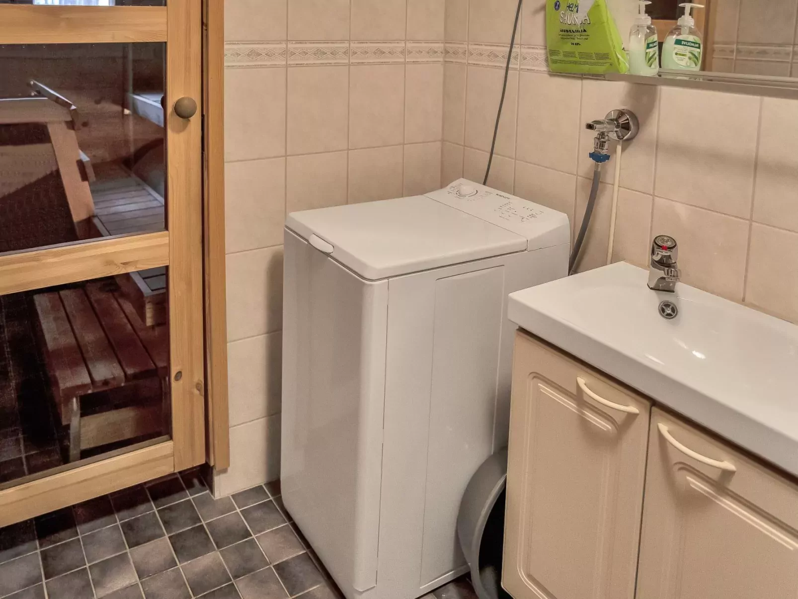 Villa valoisa-Dedans