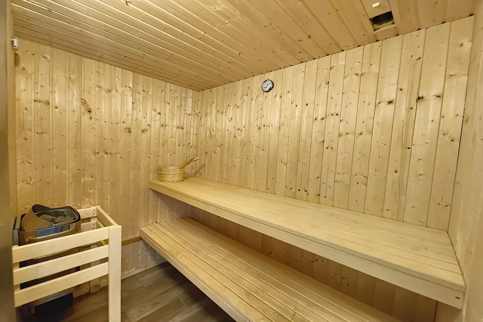 FH Seeschwalbe 327-Bathroom