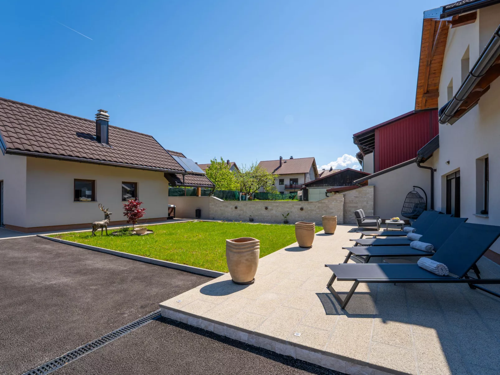 Holiday House Arni-Outside