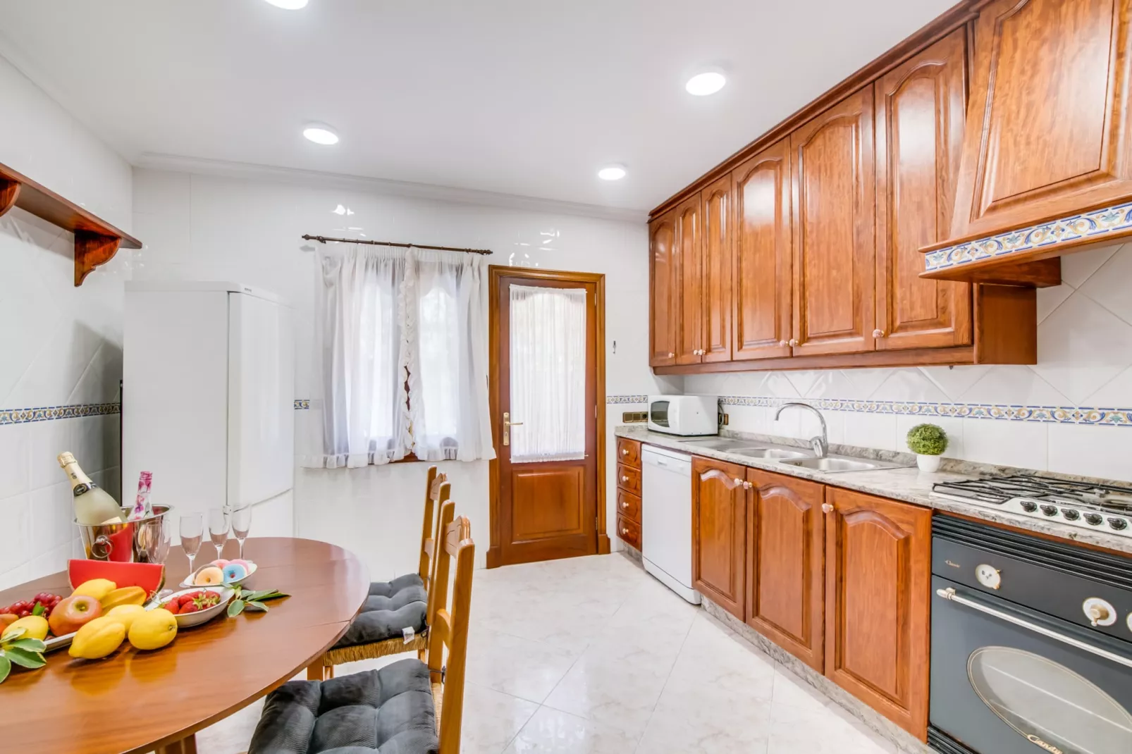 Sa Dalia-Kitchen