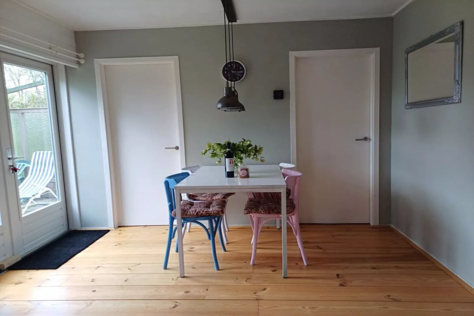 492018-Esszimmer