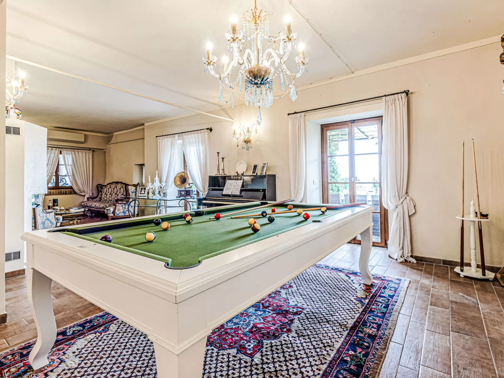 Chateau Le Siroque-Inside