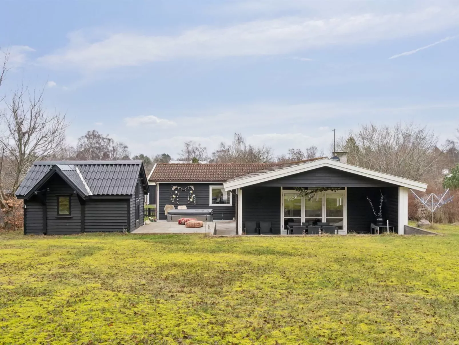 "Bruni" - 1.3km from the sea-Outside