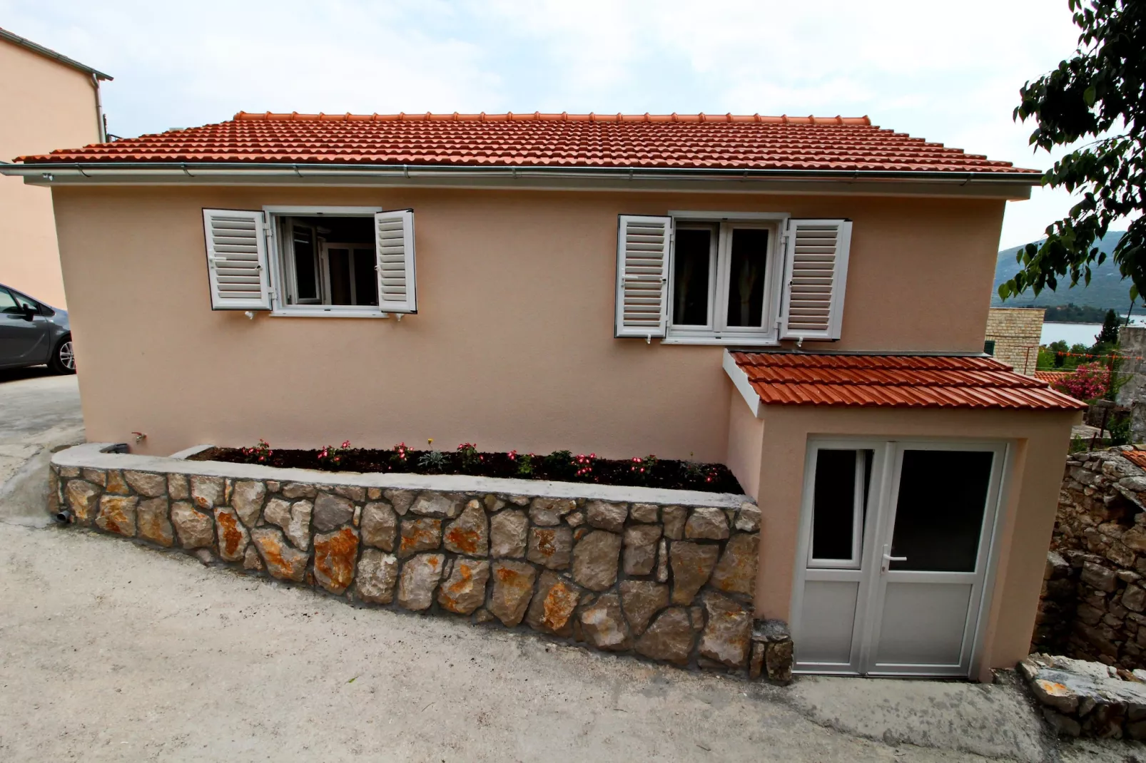 Apartments Memunić - Standard One Bedroom Apartment with Partial Sea View (NOVI)-Outdoor