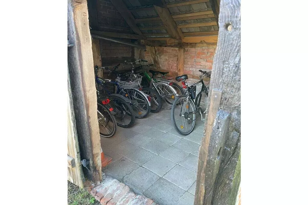 541851-Nicht getaggt