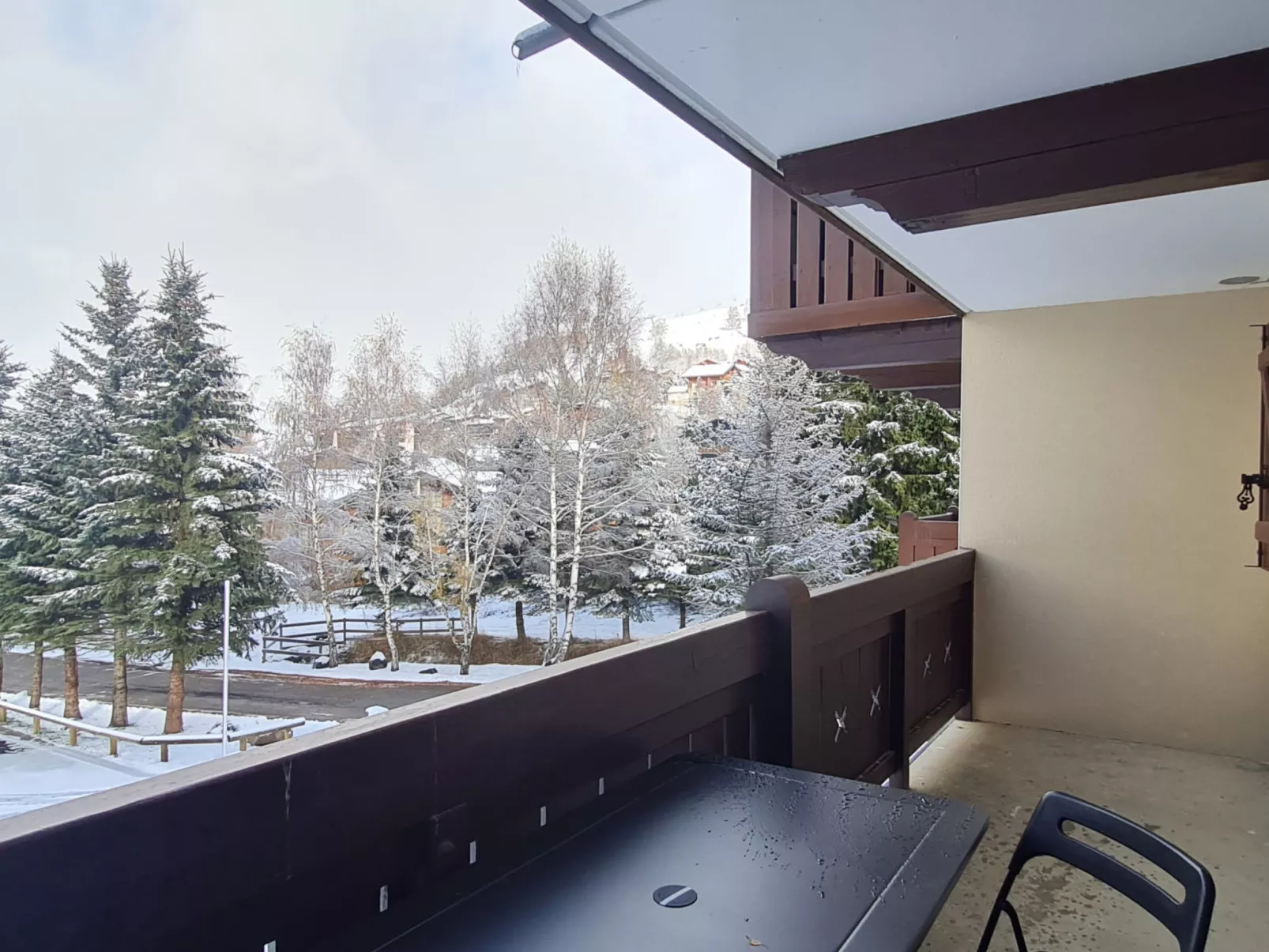 Chalets d'Or-Outside