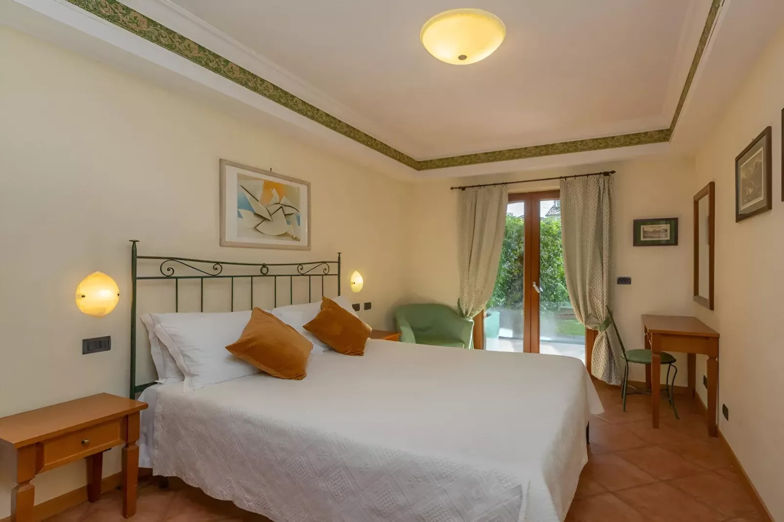 Bilocale vista giardino 105-Bedroom