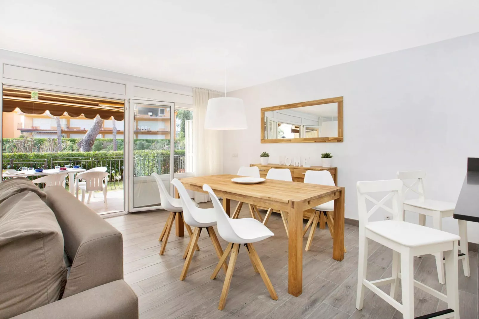 Illa 51-Dining room