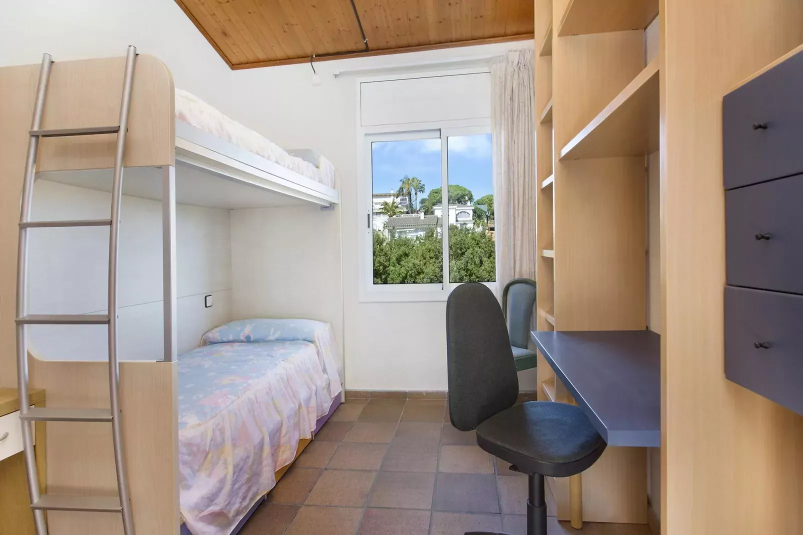 Del Pi-Bedroom