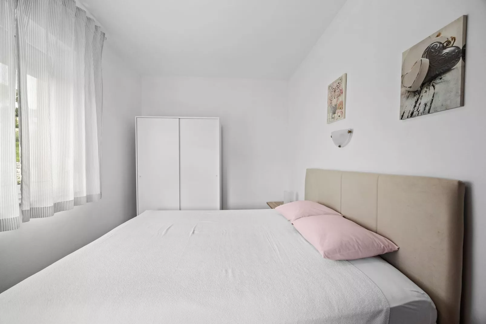 Apartments Neda - Two Bedroom Apartment Maslina-Bedroom