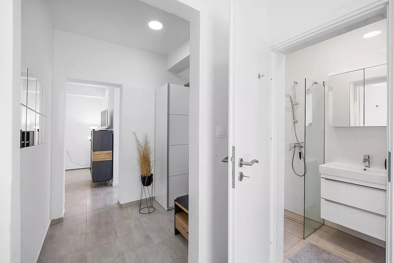 Max - Garden view, One Bedroom Apt. With Terrace-Salle de bain