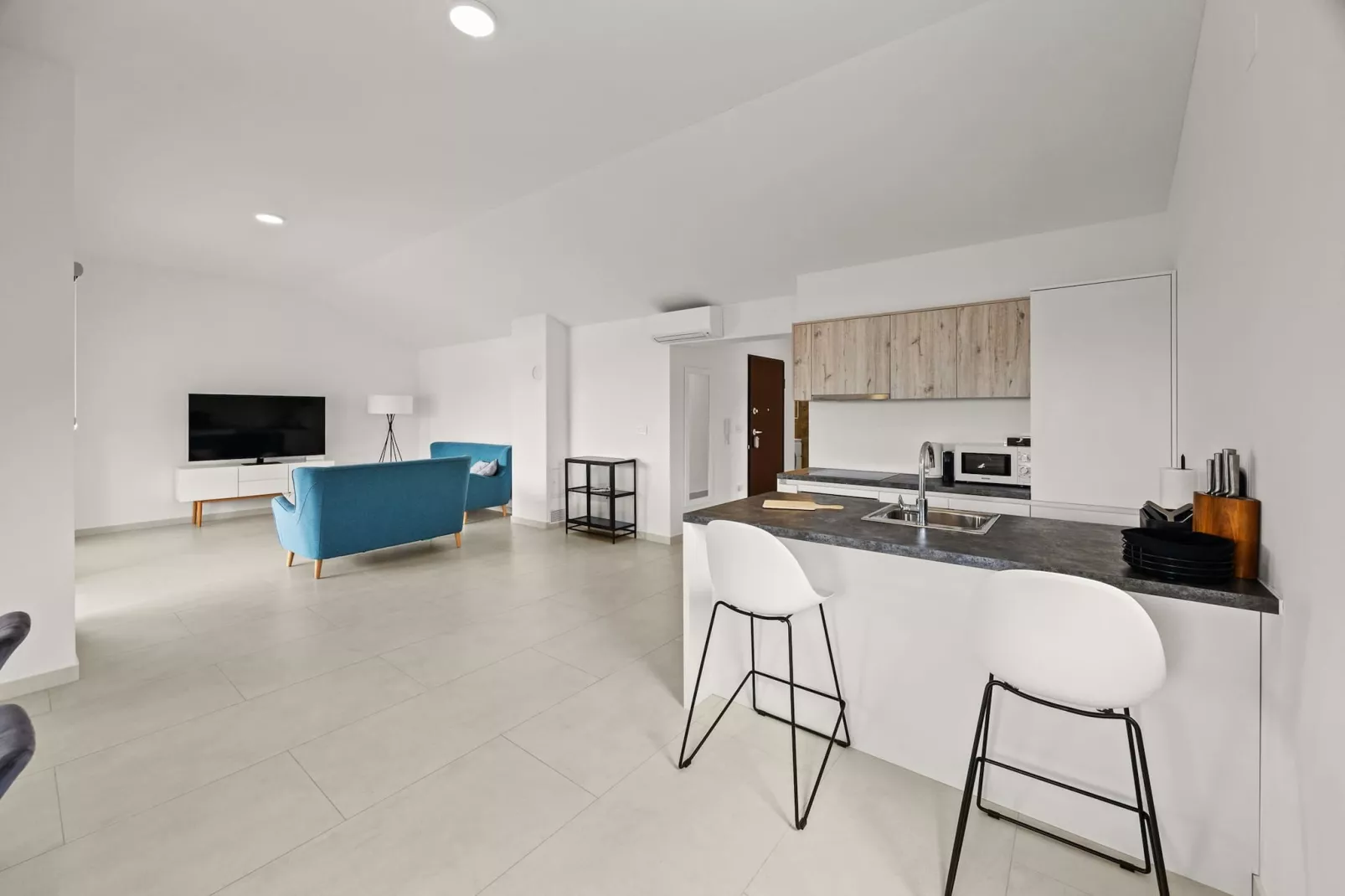 Enchanting Summer Apartment-Küche