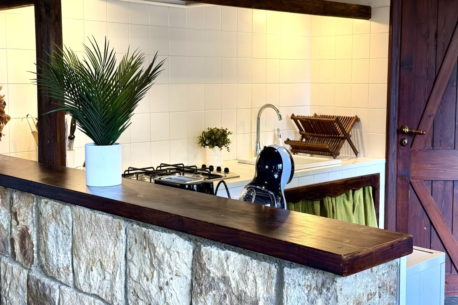 Villa Castelbuono-Kitchen