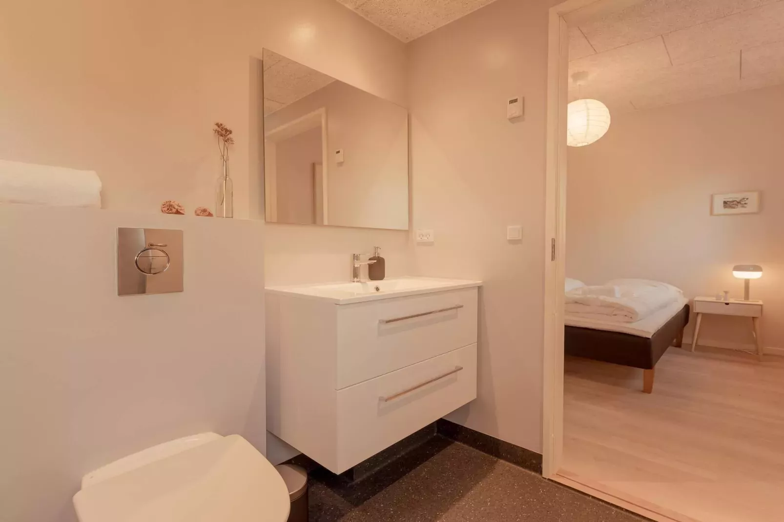 Stylish 4BR Apt in Torshavn - By Traum Ferienwohnungen-Indoor