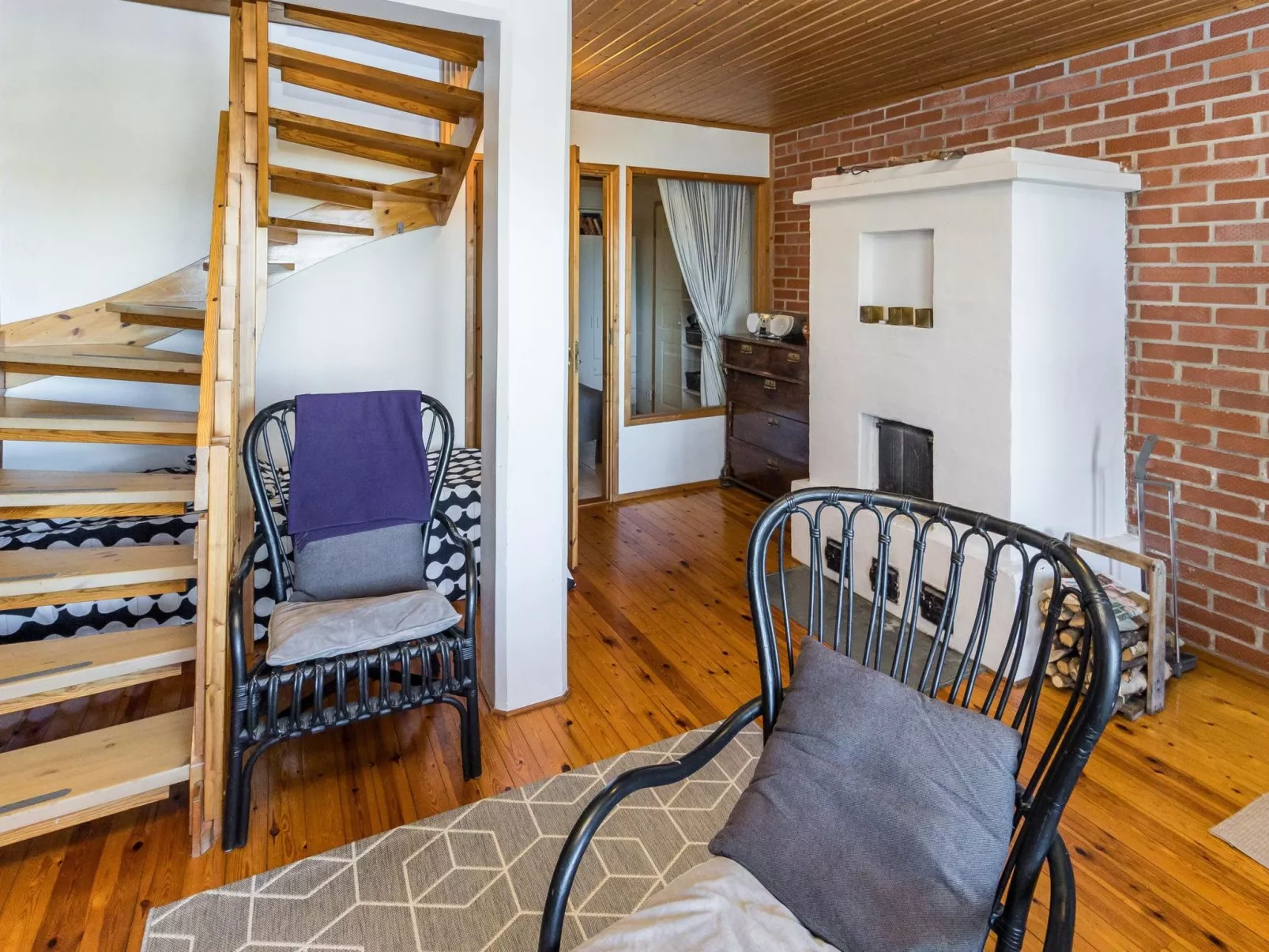 Villa-lyydia-Inside