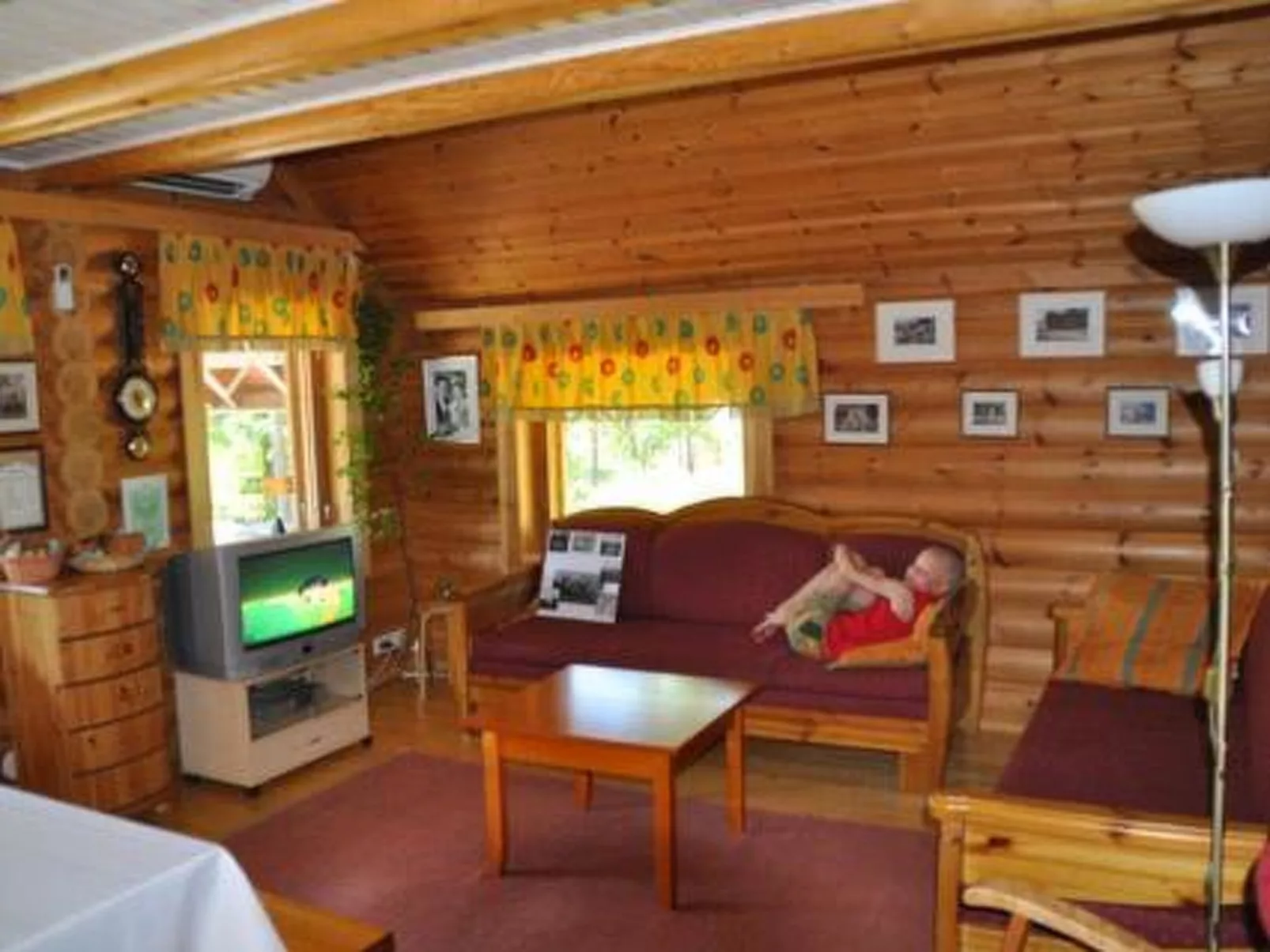 Villa vuorikotka-Inside