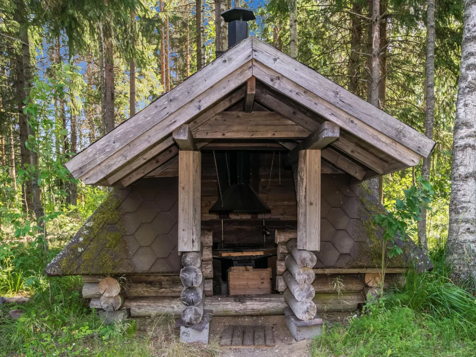 Lemmenmaja-Draußen