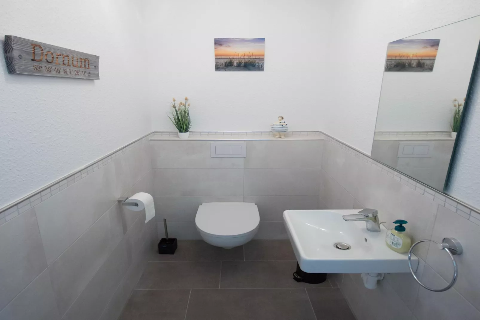 Momos Auszeit in Dornum-Bathroom