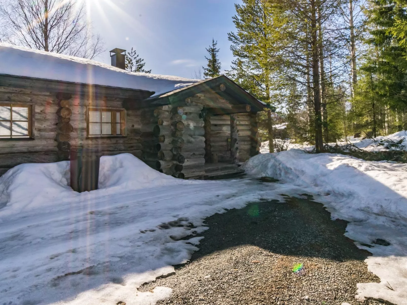 Pihlakieppi 2-Outside