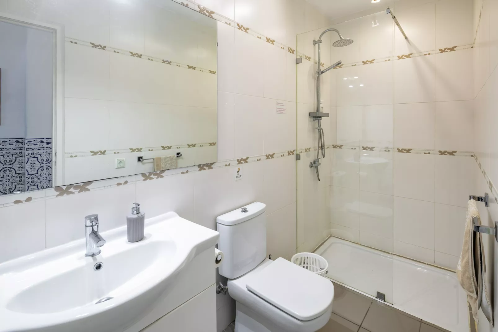 Casa Sentosa - Family villa in Carvoeiro-Bathroom