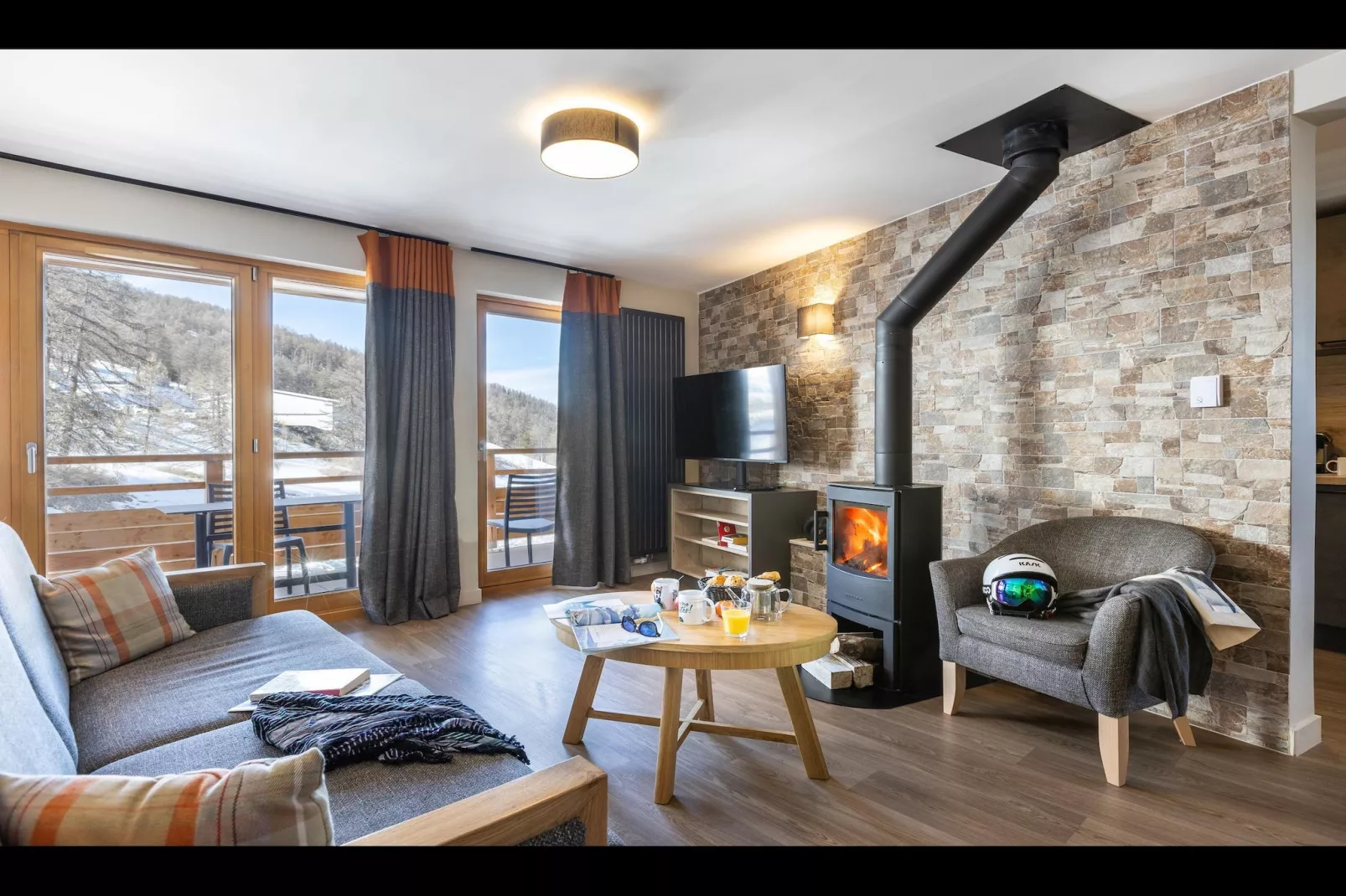 RISOUL_S63-Living room