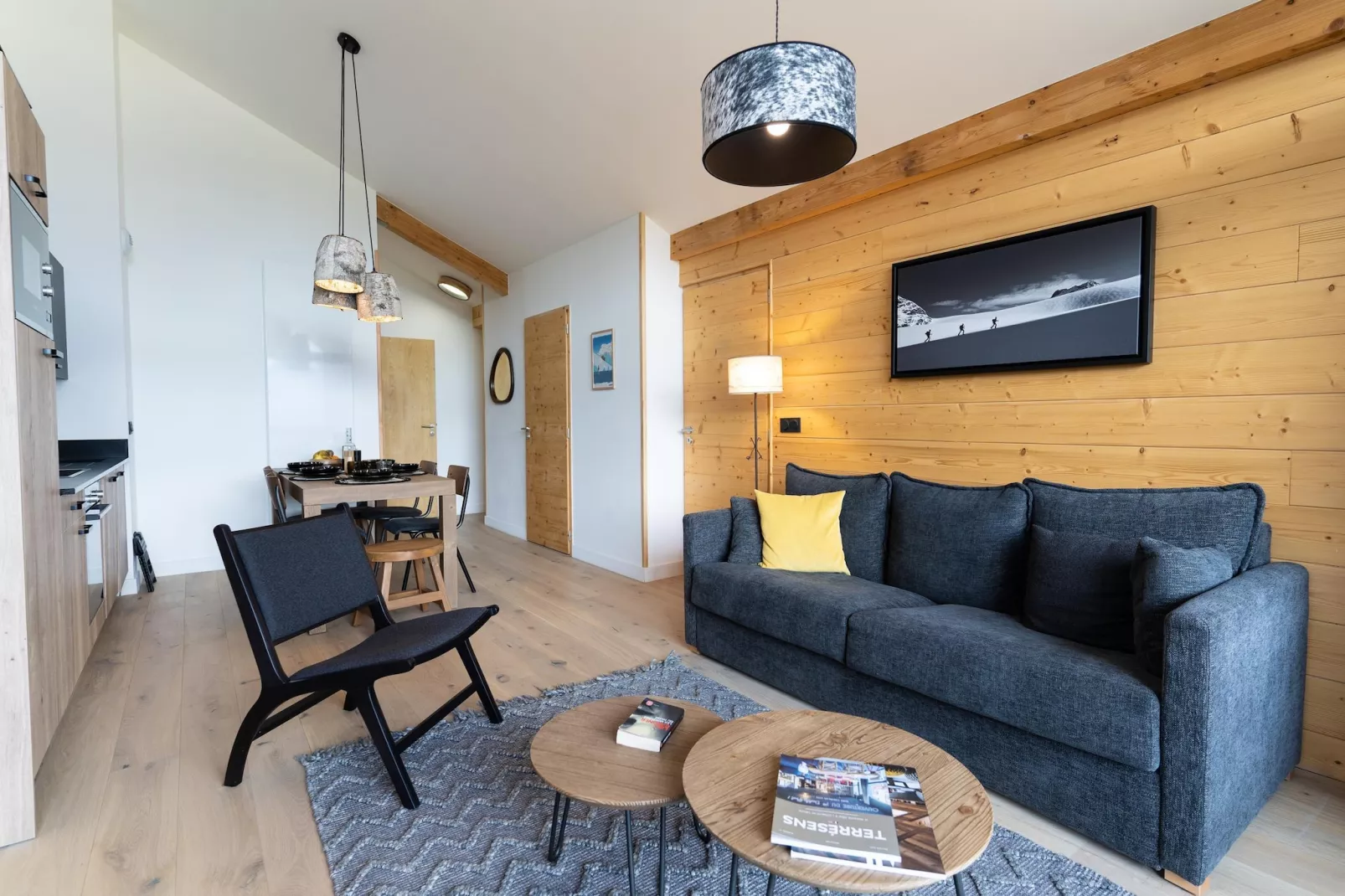COMBLOUX Les Roches Blanches A26P-Salon