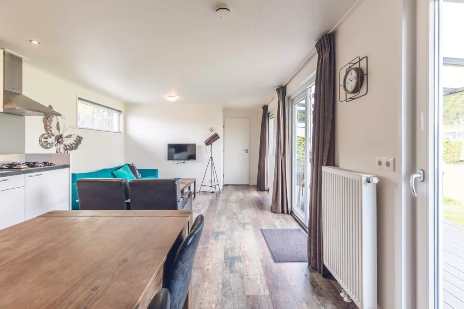 Forest Edge Chalet | 2 - 6 people-Dining room