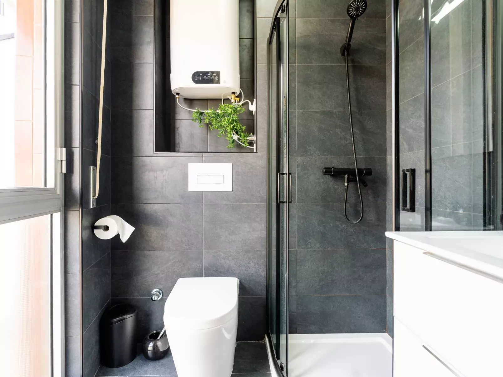 Modern Studio Nest-Inside