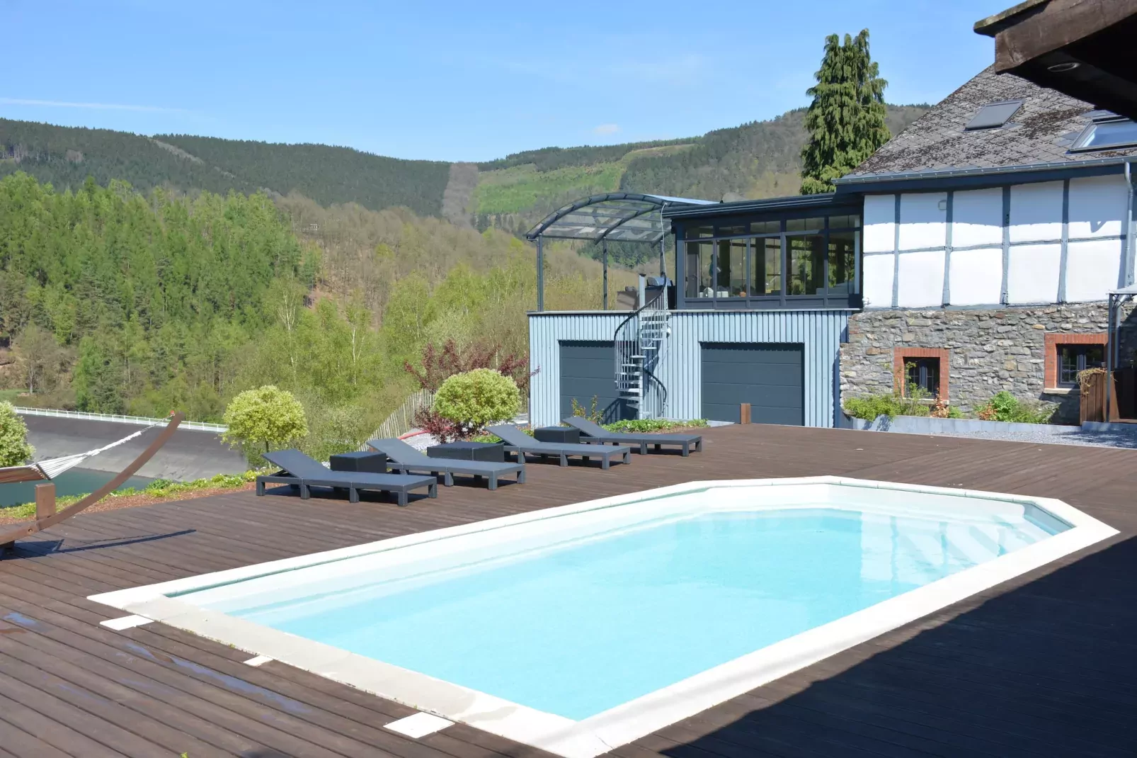 Le Grand Coo-Piscine