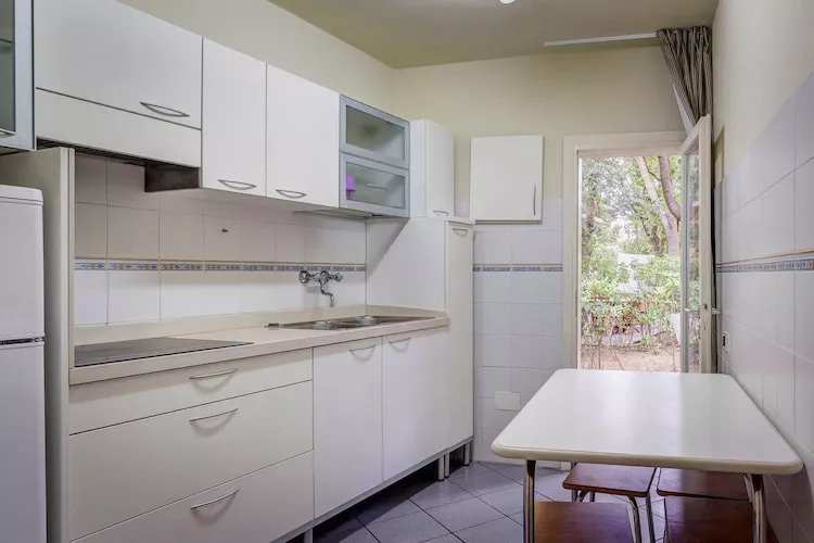 Holiday resort Riva degli Etruschi San Vincenzo-Ville Comfort  Trilo-SANGIOVETO 200 m dal mare-Kitchen