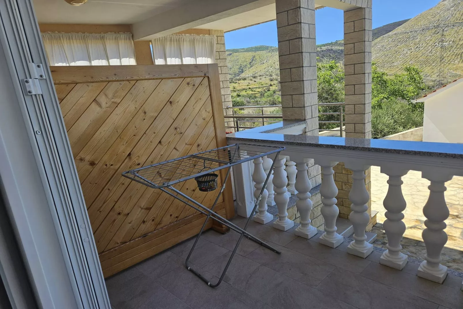 Apartments Miro - one bedroom apartment-Balcon-terrasse
