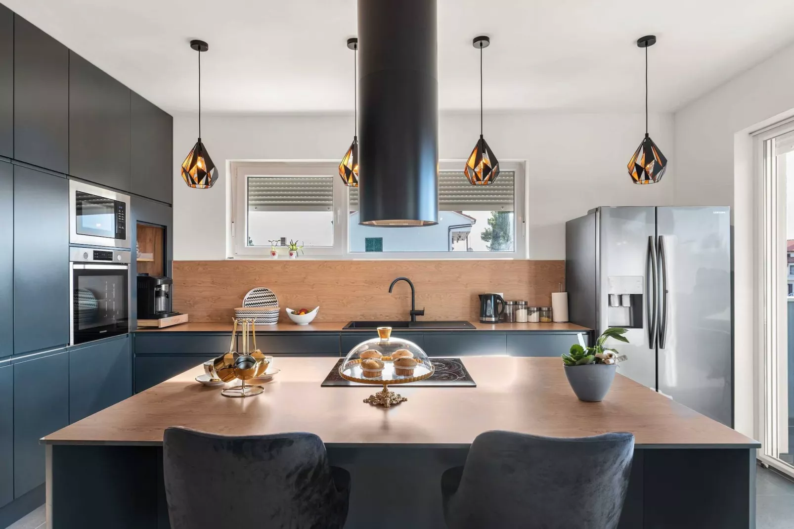 Apartments Velic - Three bedroom apartment C-Esszimmer