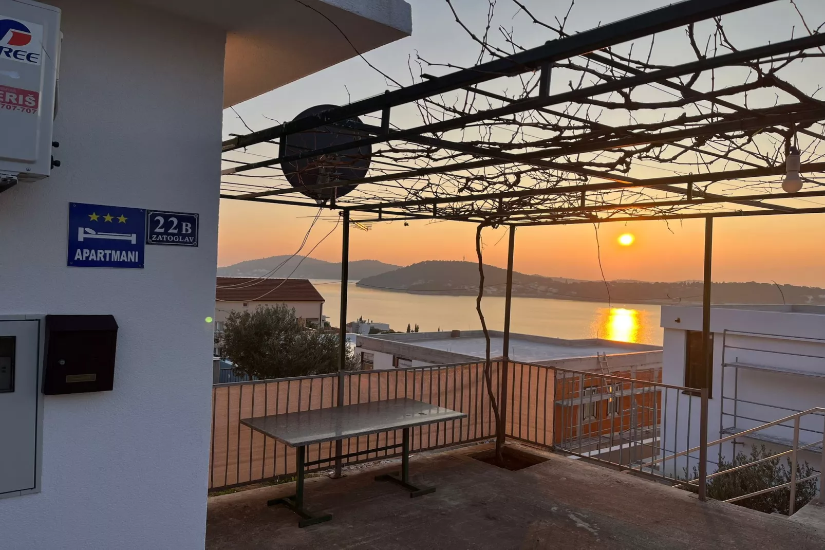 Apartments Sun Rogoznica - A1-Terrasse