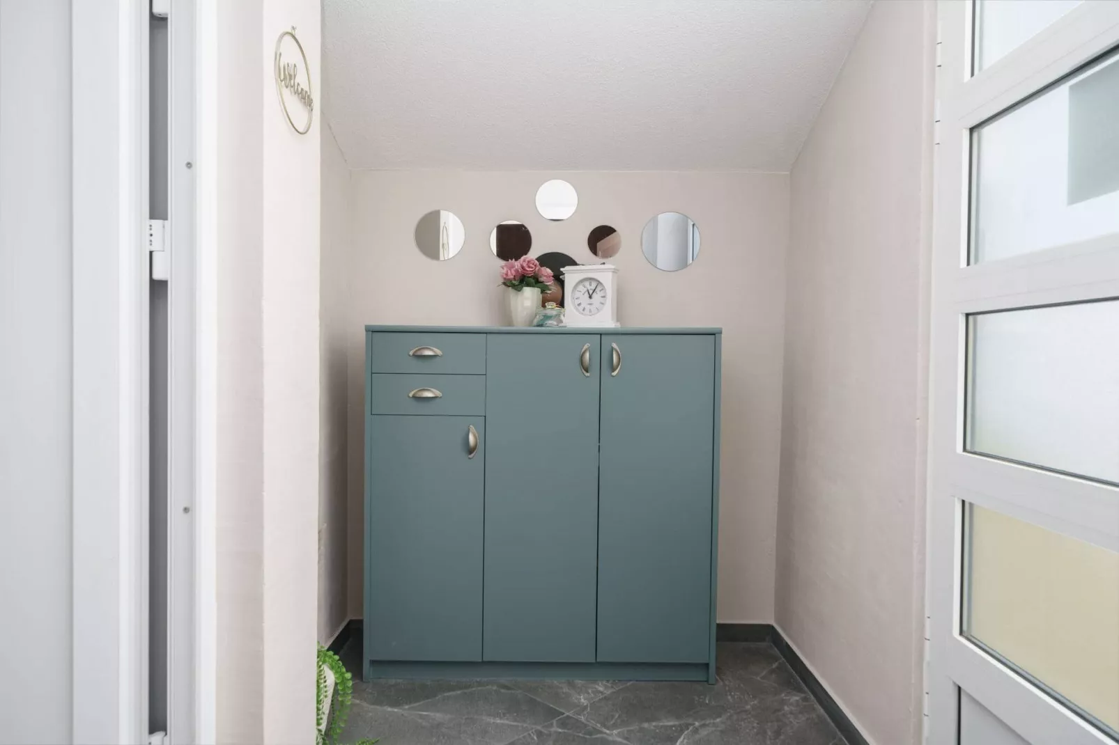 Garden Boutique Apartments - Silver-Palier