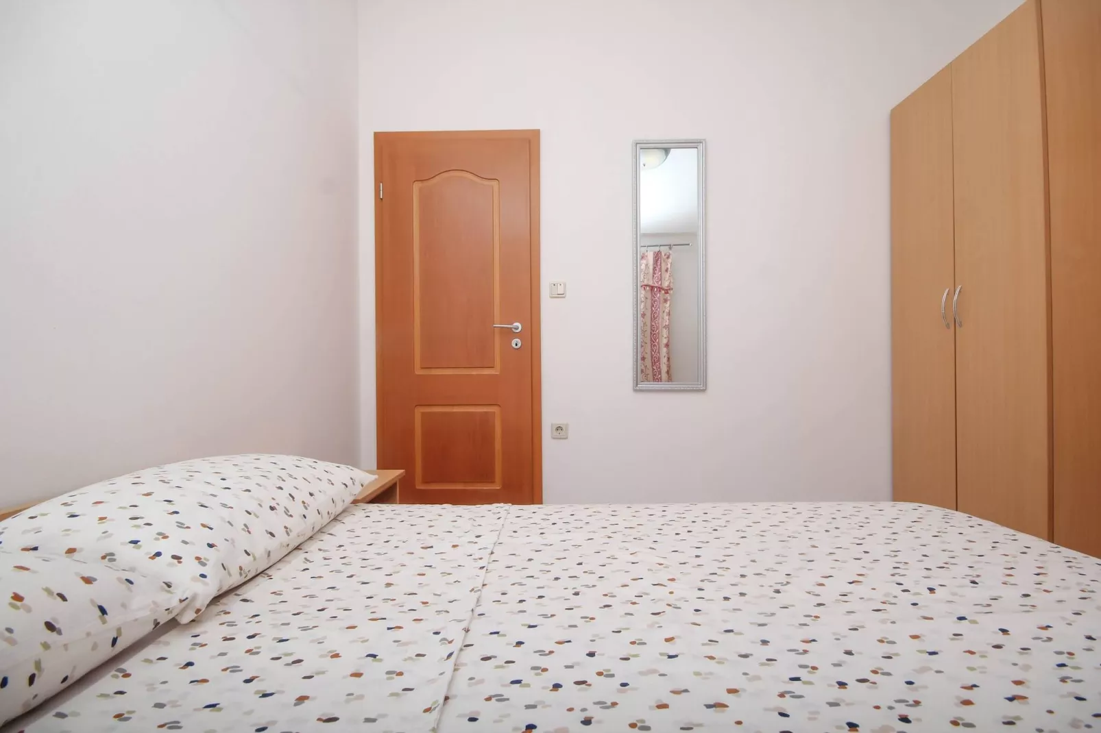 Apartment Mara - two bedroom apartment-Bedroom