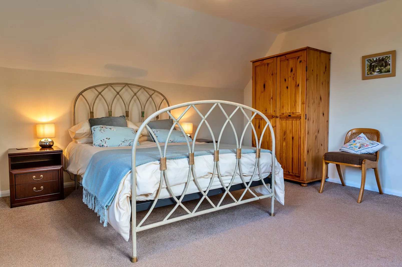 Glebe Cottage-Bedroom