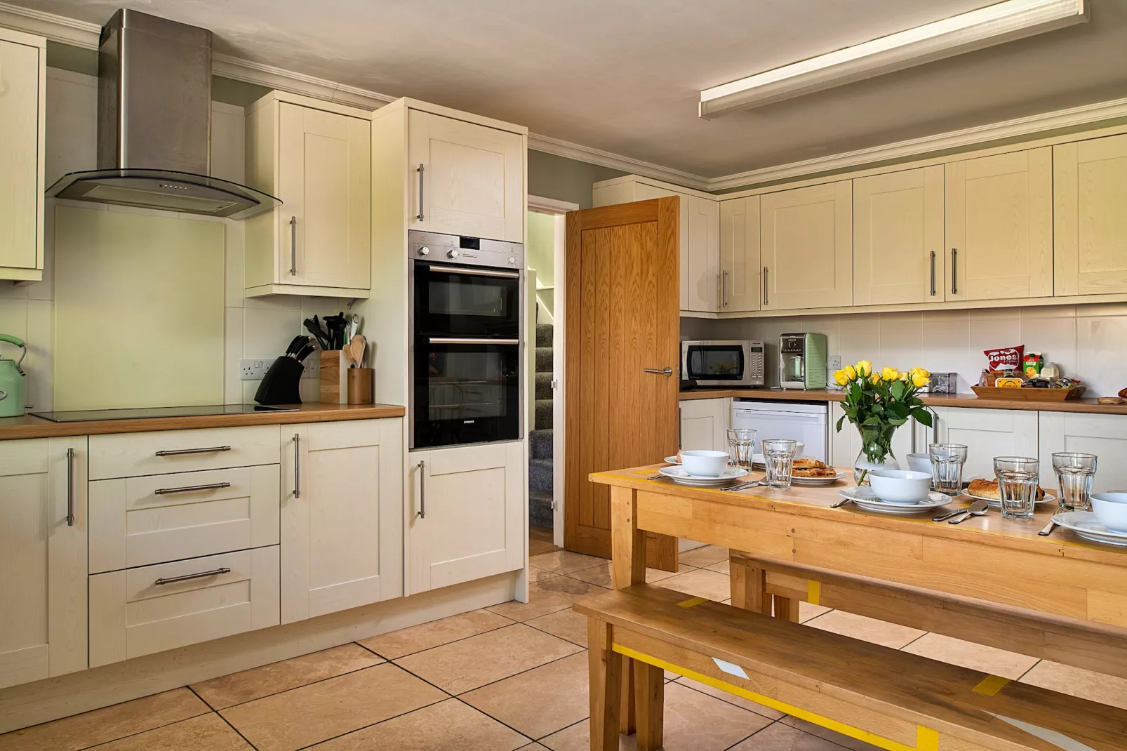 Felin Ship-Kitchen