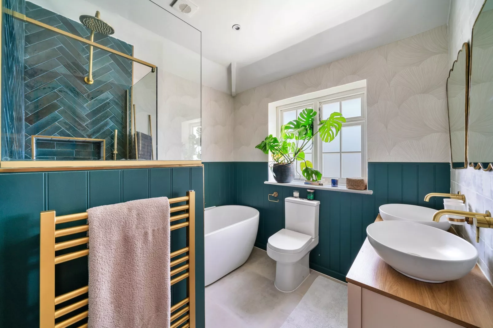 The Secret Garden-Bathroom