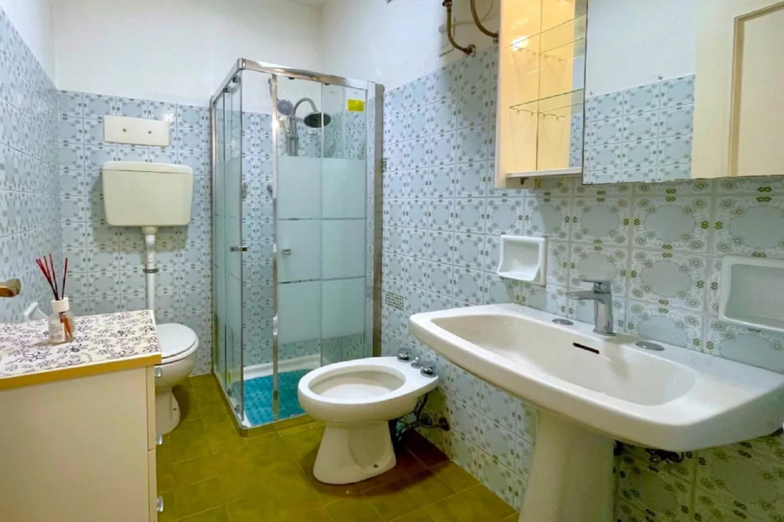 Portesin 43A-Bathroom